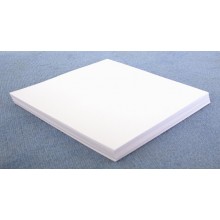 Papier ku kovovým tvarom