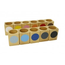 Satz mit 11 farbigen Bleistiftständern