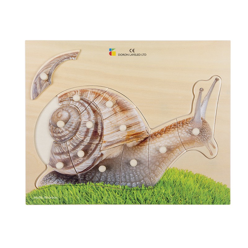 Wood Puzzle - realistic snail