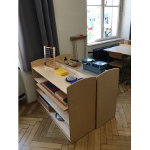 Shelf with 4 shelves