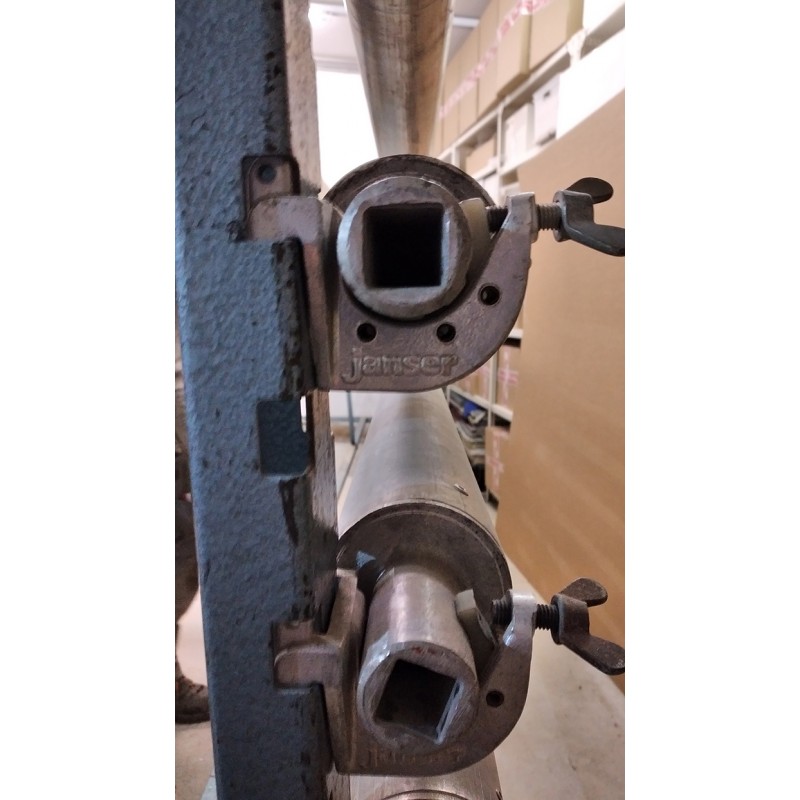 Teppichregal für 10 Teppichrollen a 5 Meter