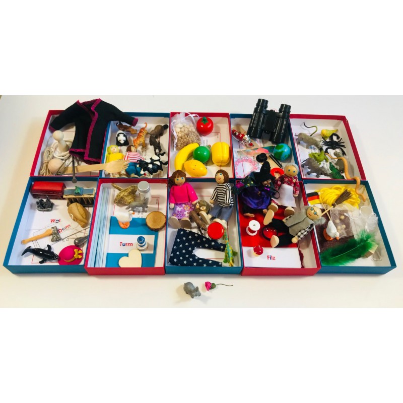 Reading boxes according to Montessori
