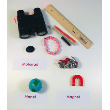 Reading boxes according to Montessori