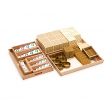 Box with task cards for the golden pearl material