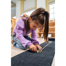 Carpet for the thousand chain