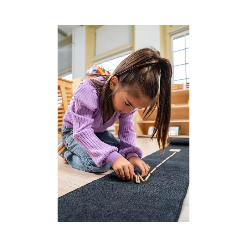 Carpet for the thousand chain