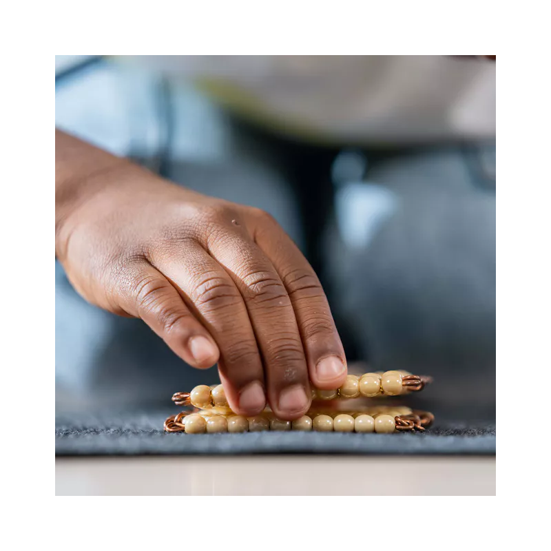 Teppich für die Hunderterkette