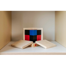 Montessori Säulenregal