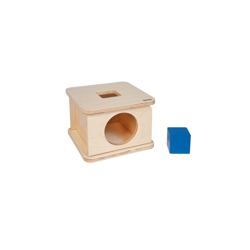 Kasten mit Kubus Kasten mit Kubus