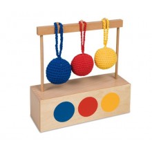 Imbucare Box With 3 Colored Knit Balls