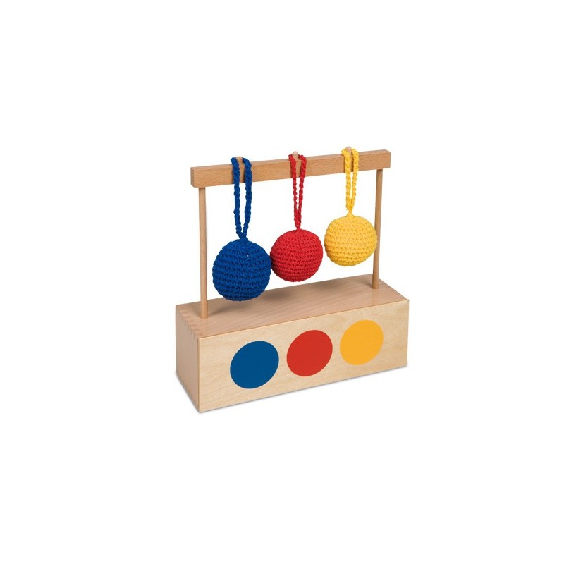 Imbucare Box With 3 Colored Knit Balls Imbucare Box With 3 Colored Knit Balls