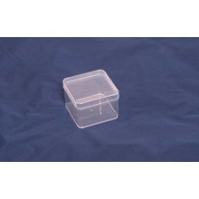 Kunststoff Box  7,9 x 7,9 x 5,4 transparent