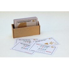 Goldenes Perlenmaterial Arbeitskartei