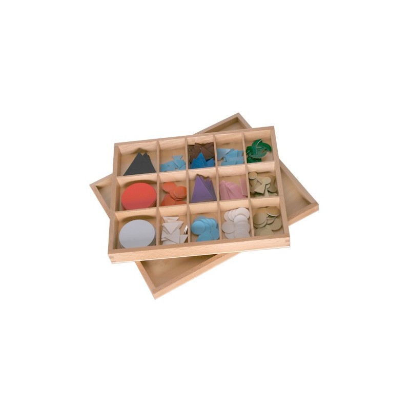 Slovo plastové symboly v krabici